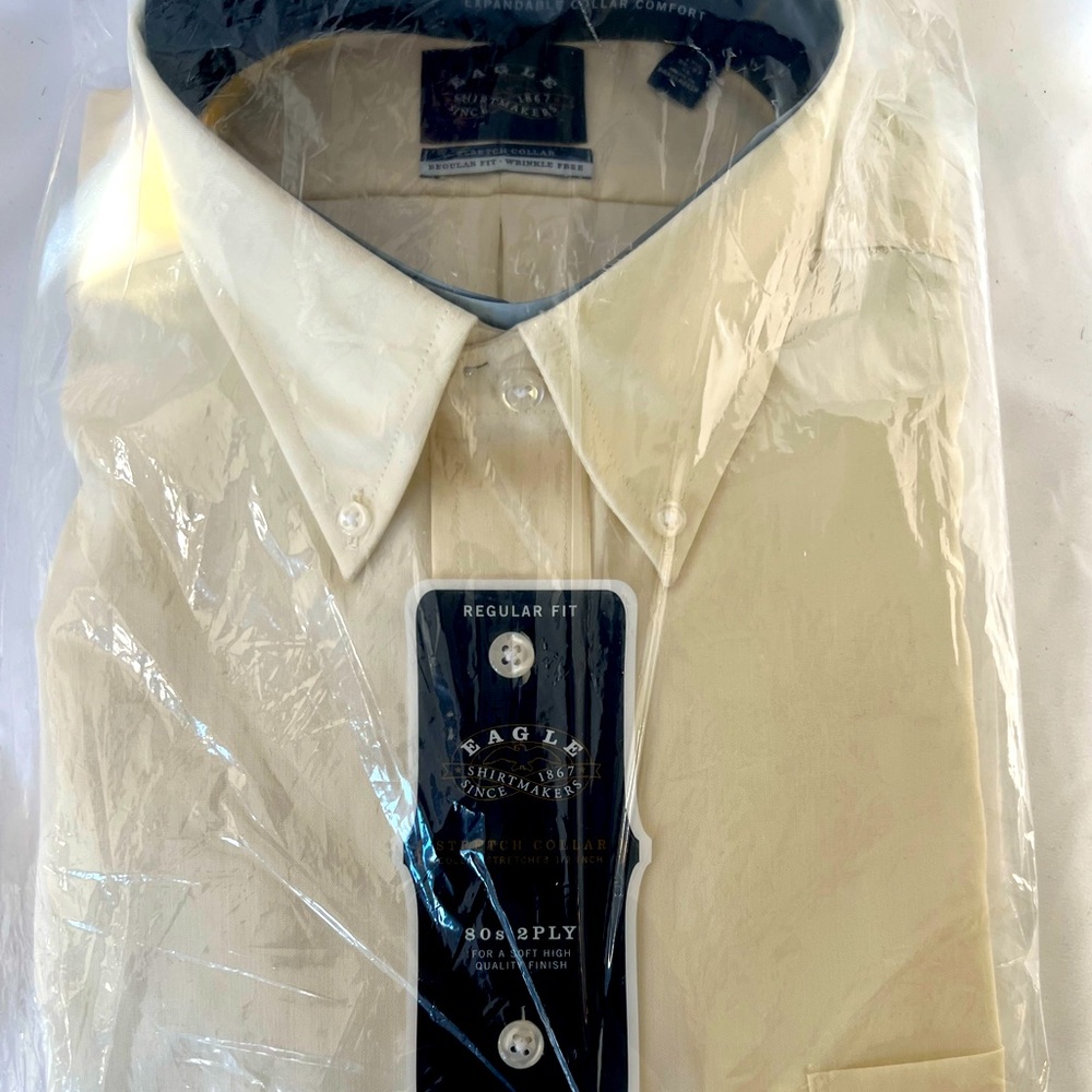 Eagle brand Men’s dress shirt, bone color. Big men’s 17.5 inch collar